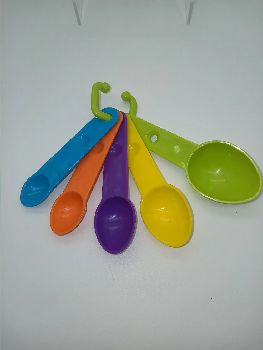 Colorful Nesting Measuring Spoons - Blue/Green/Purple/Orange/Yellow